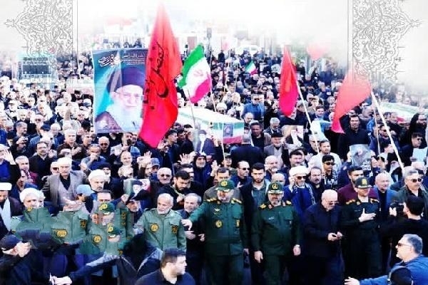 بدرقه شهدا با شعار «نه سازش نه تسلیم نبرد با آمریکا» در رشت