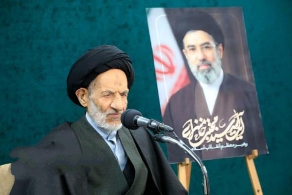 رسانه، نافذترین ابزار روشنگری در برابر تحریف