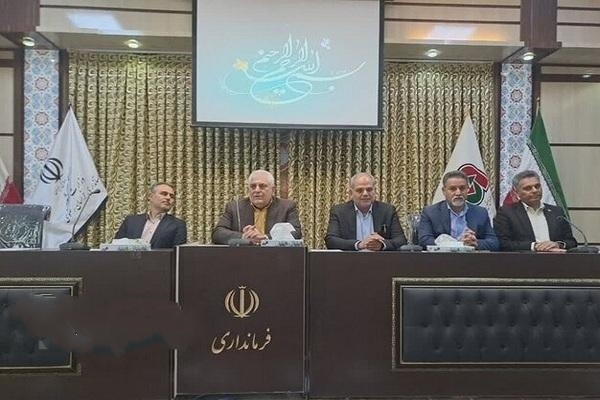ظرفیتهای موجود در مرز دوغارون فراتر از یک مسیر عبور کالاست ظرفیتهای موجود در مرز دوغارون فراتر از یک مسیر عبور کالاست