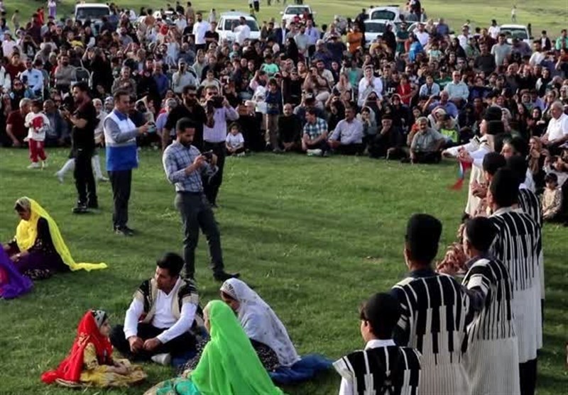 جهان‌خوش غرق در آواز و آیین/جشن زندگی به سبک بختیاری‌