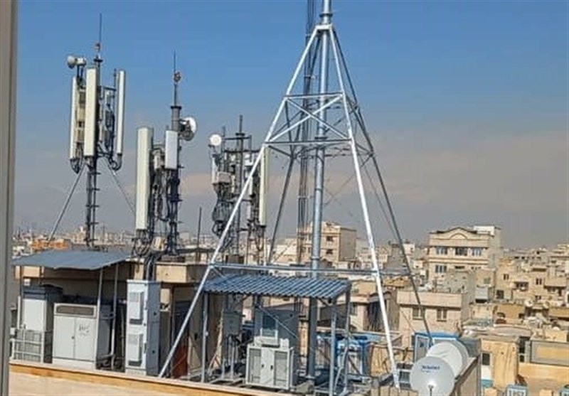 افتتاح ۳۲۳ پروژه مخابراتی لرستان با اعتبار ۳۳۱ میلیاردی