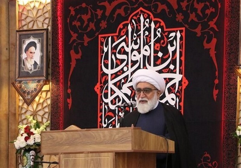 حضرت معصومه(س) نمونه صبر و استقامت در مسیر ولی خدا هستند
