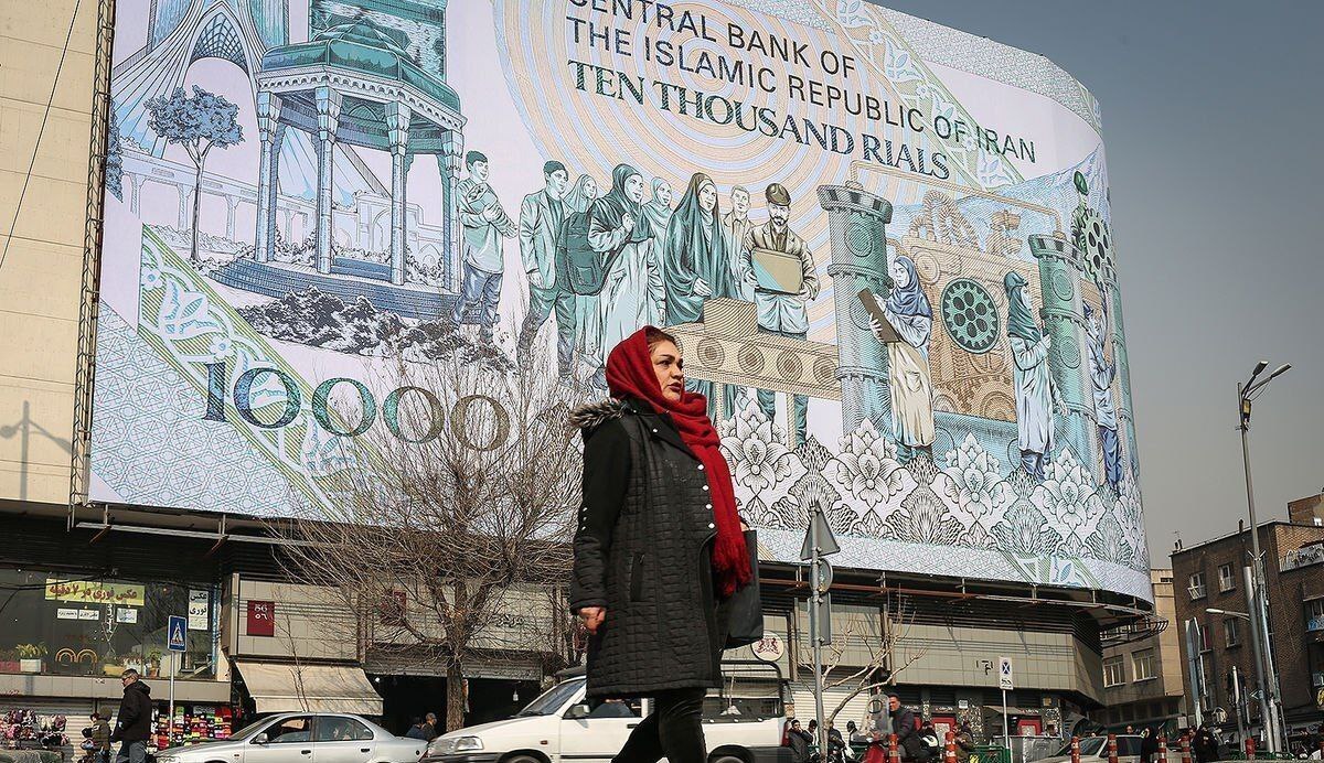 اقتصاد ایران در تنگنای بحرانهای اجتماعی/ سه تله بی اعتمادی، پیری جمعیت و بیکاری دانشگاهیان پیش رو اقتصاد ایران در تنگنای بحرانهای اجتماعی/ سه تله بی اعتمادی، پیری جمعیت و بیکاری دانشگاهیان پیش رو