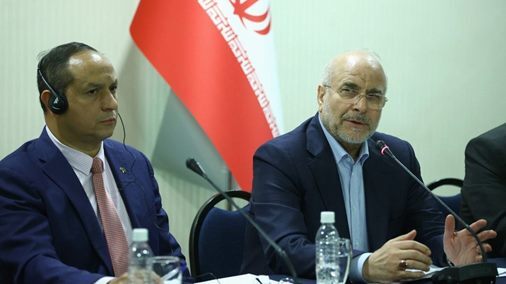 همه باید برای تسهیل تجارت بخش های خصوصی ایران و ونزوئلا کمک کنیم/ اجرای قانون تجارت آزاد و حل مشکلات بانکی بخش خصوص دو کشور را در تهران پیگیری خواهیم کرد/ ضرورت استفاده از ارزهای ملی و بریکس برای تجارت میان ایران و ونزوئلا