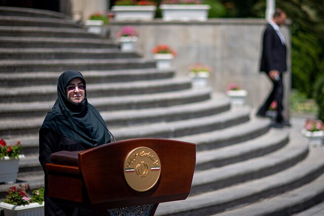 مهاجرانی: تلاش می کنیم شاهد قطعی گاز در زمستان نباشیم/ دستور رئیس‌جمهور پرداخت کالابرگ به هفت دهک است