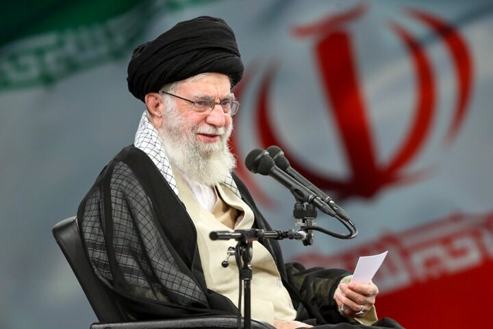 موافقت رهبر معظم انقلاب با عفو و تخفیف مجازات جمعی از محکومان