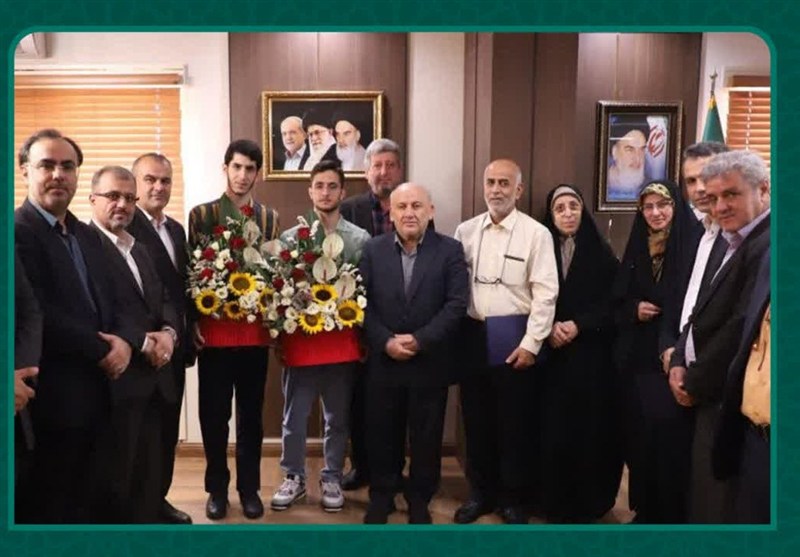 استاندار مازندران با ۲ رتبه برتر کنکور دیدار کرد
