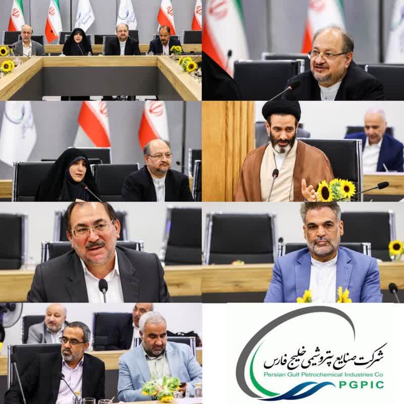قیصری: تأمین خوراک، ایجاد نهاد تنظیم‌گر و تصویب اساسنامه پتروشیمی از دغدغه‌های مجلس است/ شریعتمداری: آغاز همکاری با برخی کشورها برای تکمیل پروژه‌های پتروشیمی از طریق کنسرسیوم‌ها