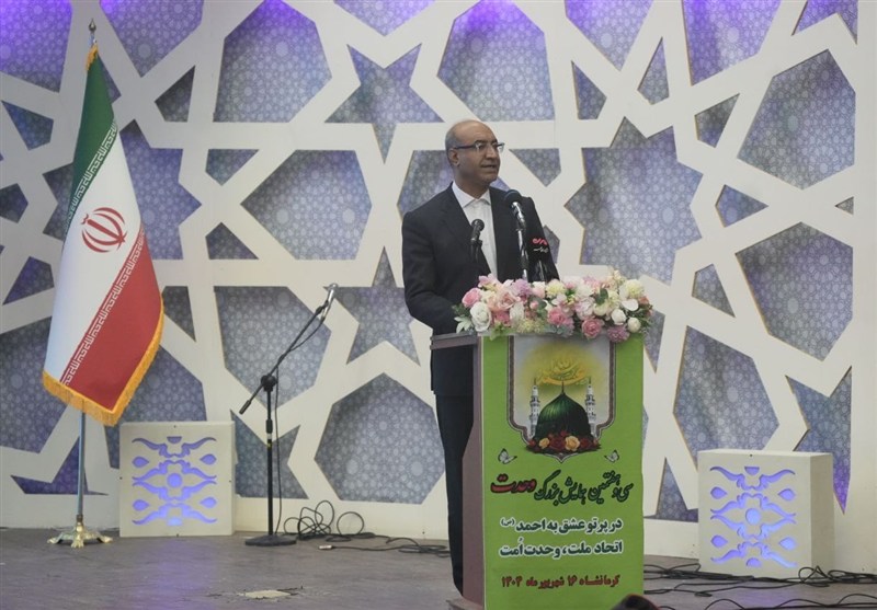 برگزاری سی و هفتمین همایش بزرگ وحدت در استان کرمانشاه