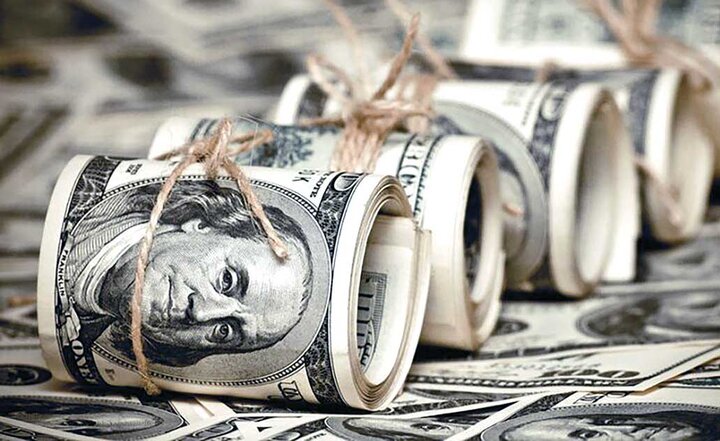 پیش‌بینی ارزش دلار با ۳‌روش