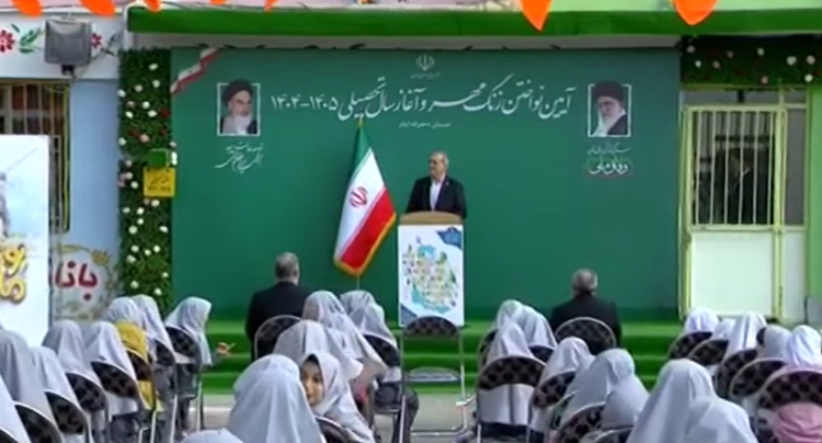 با علم و مهارت می‌توان آینده کشور را ساخت؛ ما نیز بسترهای آن را فراهم می‌کنیم