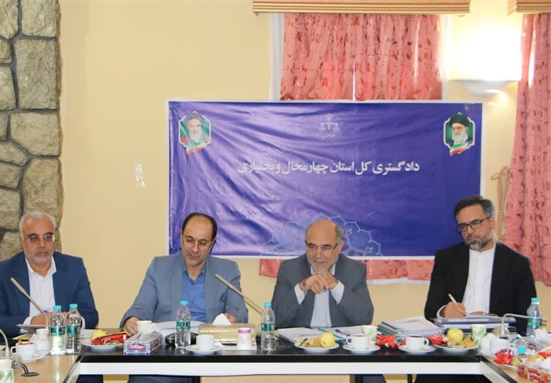 دادستان‌ها در حوزه حقوق عامه و بیت المال مطالبه‌گر باشند