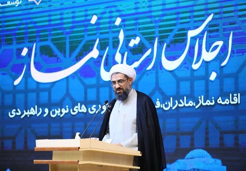 نقش محوری مادران در تربیت نسل نمازخوان