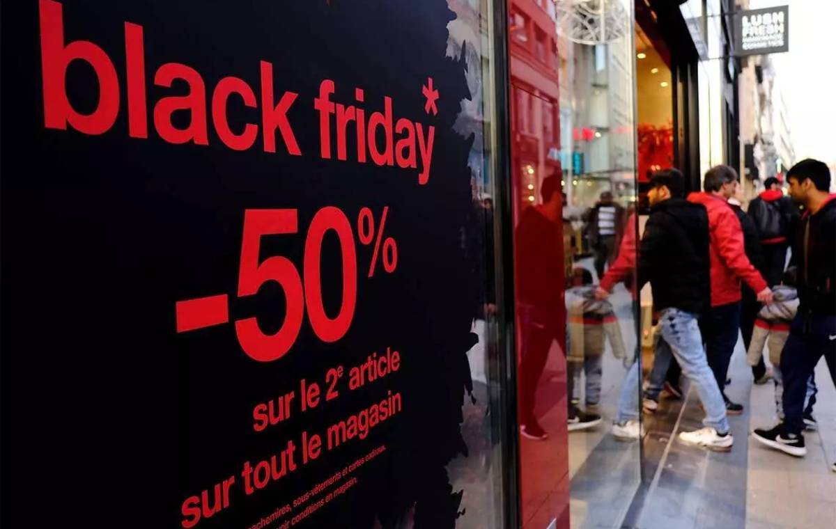 بلک فرایدی در ایران چگونه به یک تقلید کورکورانه تبدیل شد؟/ تخفیفهایی که بیشتر توهم هستند تا فرصت بلک فرایدی در ایران چگونه به یک تقلید کورکورانه تبدیل شد؟/ تخفیفهایی که بیشتر توهم هستند تا فرصت