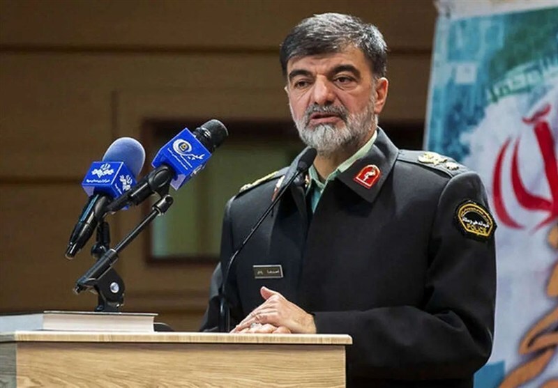 سردار رادان: انس با قرآن مسیر بصیرت و پلیس مکتبی را روشن میکند سردار رادان: انس با قرآن مسیر بصیرت و پلیس مکتبی را روشن میکند