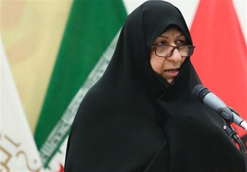 بانوان مبلغ، پرچمداران صبر و ایمان در مسیر هدایت جامعه هستند بانوان مبلغ، پرچمداران صبر و ایمان در مسیر هدایت جامعه هستند