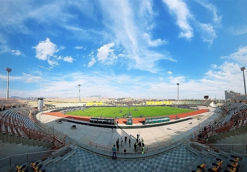 شعار پاک در ورزشگاه سردار آزادگان