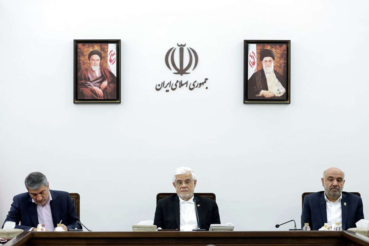 عارف: باید بستر لازم برای نقش آفرینی توان‌یابان در جامعه فراهم شود