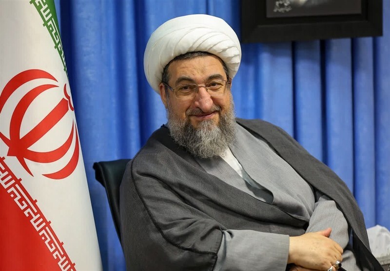 رانندگان ستون فقرات اقتصاد و امنیت روانی جامعه هستند رانندگان ستون فقرات اقتصاد و امنیت روانی جامعه هستند