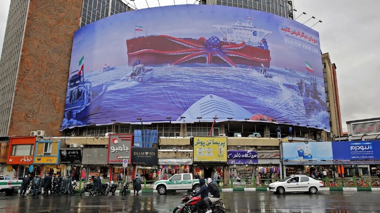 مذاکره مسلحانه و خطر یک تله دیگر؛ چگونه تهران آماده دور تازه درگیری احتمالی میشود؟ مذاکره مسلحانه و خطر یک تله دیگر؛ چگونه تهران آماده دور تازه درگیری احتمالی میشود؟