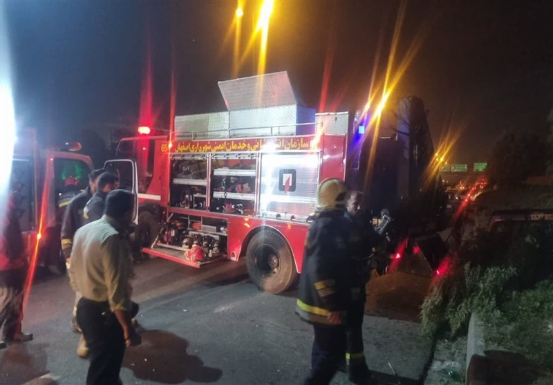 تصادف هولناک پژو 405 در اتوبان شهید ردانیپور؛چهار نفر بهشدت مجروح شدند تصادف هولناک پژو 405 در اتوبان شهید ردانیپور؛چهار نفر بهشدت مجروح شدند