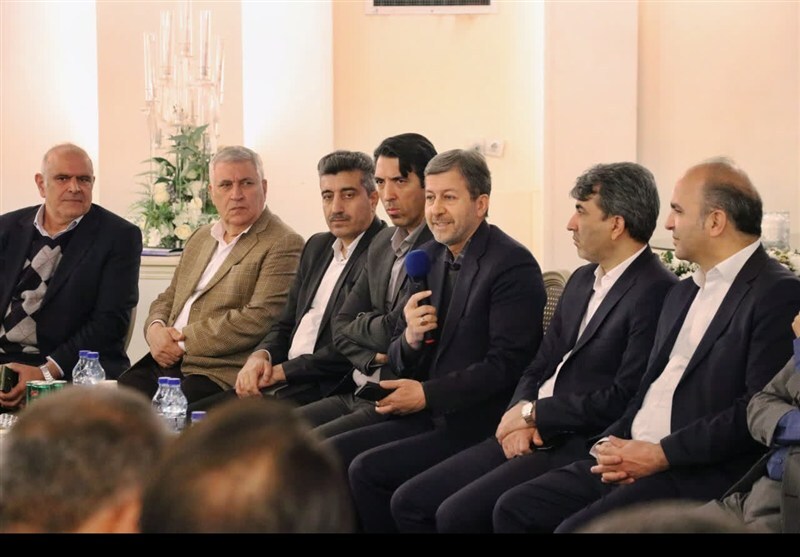 قول مساعد استاندار اصفهان برای پیگیری مطالبات صنعتگران شهرک جی قول مساعد استاندار اصفهان برای پیگیری مطالبات صنعتگران شهرک جی