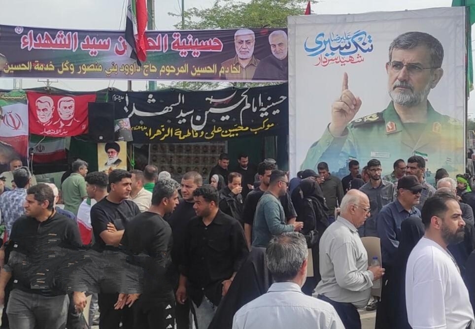 پیکر مطهر شهید تنگسیری در گلزار شهدای آبادان آرام گرفت