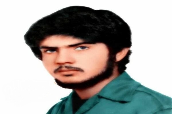 تشییع پیکر مادر شهید «محمود احمدی نژاد» در نکا