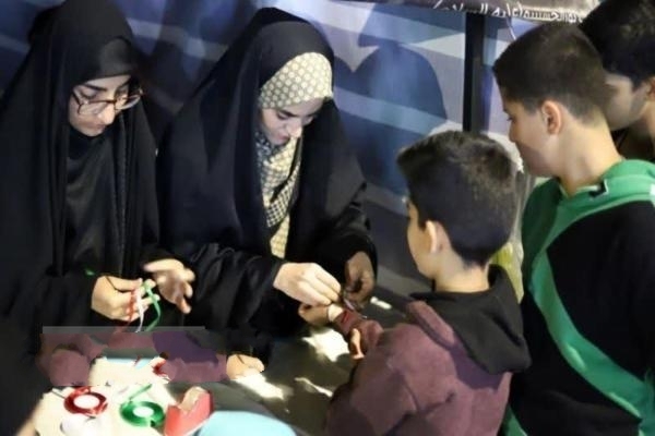 دختران موکب/ روایتگران ایستادگی، پرچمداران پیروزی بر دشمنان