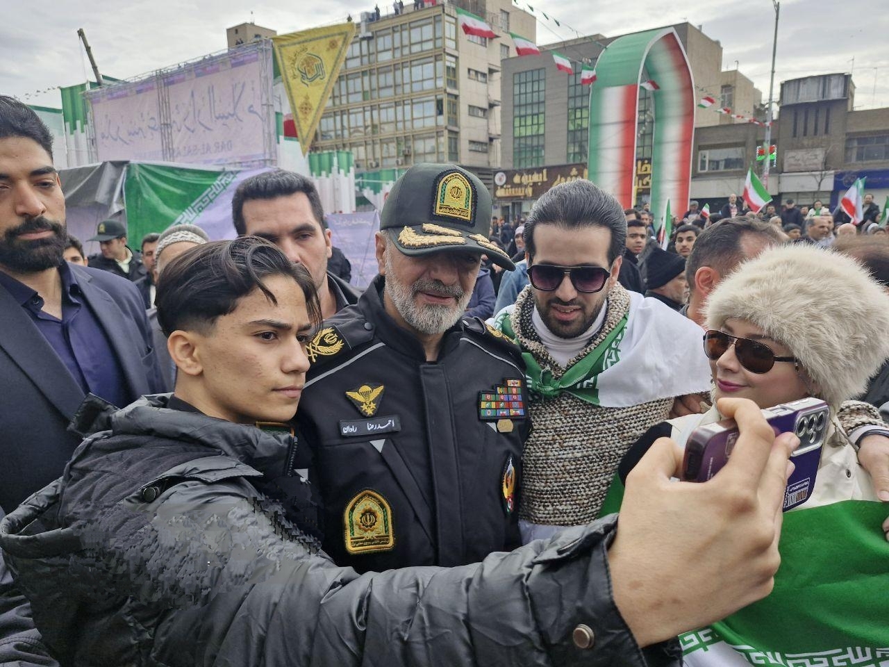 مرد میدان و خیابان 