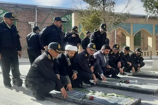 تجدید میثاق فرمانده انتظامی بردسیر با شهدا و ایثارگران