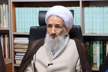 آیت الله لائینی: دانشگاه‌ها باید رویکرد علمی کاربردی داشته باشند