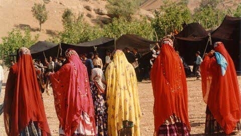برگزاری نخستین جشنواره ملی لباس‌های محلی اقوام ایران‌زمین در دستور کار قرار گرفت