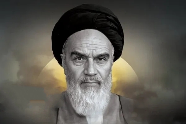 مکتب فکری و سیاسی امام خمینی (ره) معادلات قدرت را در نظام بین‌الملل دگرگون کرد