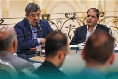 استاندار به دیدار اعضای تیم ملی شمشیربازی اسلحه سابر ایران رفت