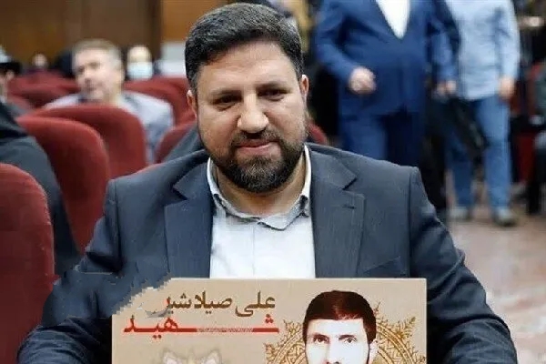 دفاع مقدس سرشار از تجربه برای نسل جوان است