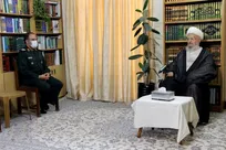 آیت‌الله مکارم شیرازی:
اسلام را باید از طریق فضای مجازی گسترش داد