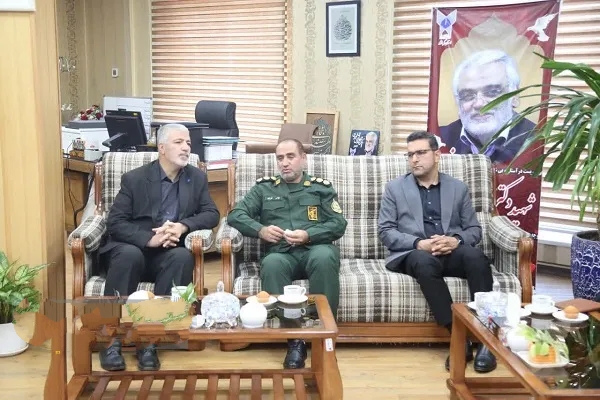 دیدار مدیرکل حفظ آثار دفاع مقدس ومقاومت با ریاست دانشگاه آزاد کرمانشاه