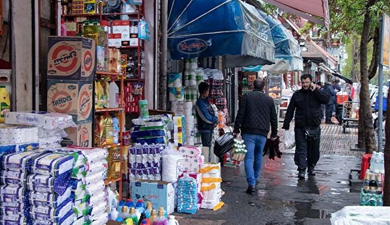 علت شکاف تورمی دهک دوم و دهم / سهم بیشتر بهداشت، تفریح، آموزش و رفاه در سبد مصرفی ثروتمندان فشار تورمی‌شان را کم کرد!