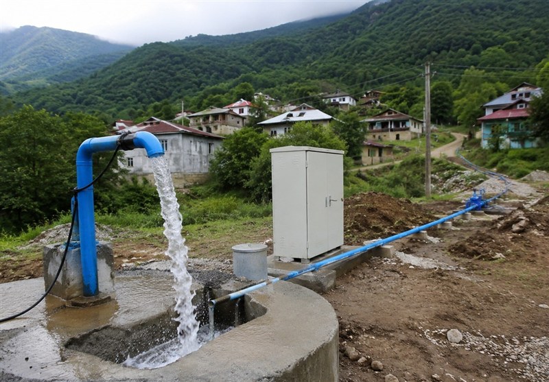 آب‌رسانی بسیج سازندگی به 80 روستای لرستان