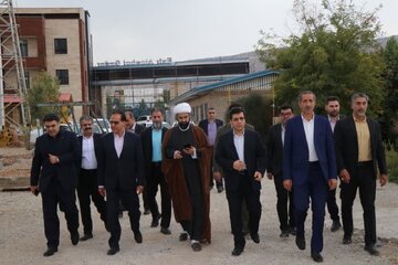 تأکید نماینده خرم‌آباد بر حمایت از تولید و صیانت از نیروی کار در لرستان