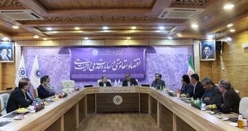 نشست همکاری دانشگاه لرستان و شرکت نفت و گاز غرب کشور برای بررسی چالش‌ها و اولویت‌ها