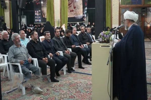 حجت‌الاسلام مهدوی: راه شهدا با ولایت‌مداری و ایستادگی ملت ایران ادامه دارد
